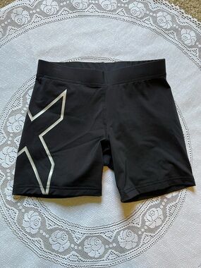 2XU athletic shorts